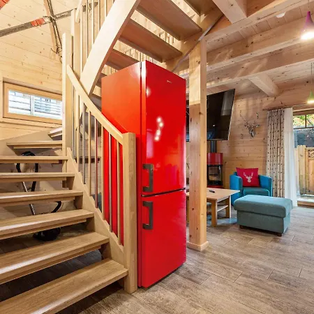 Vintage Chalet With Sauna And Jacuzzi In 卡普伦