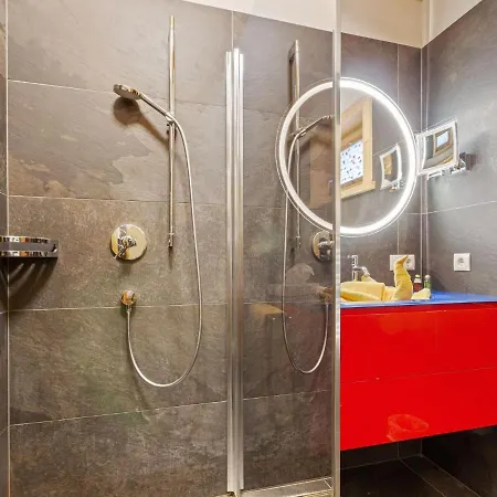 Vintage Chalet With Sauna And Jacuzzi In