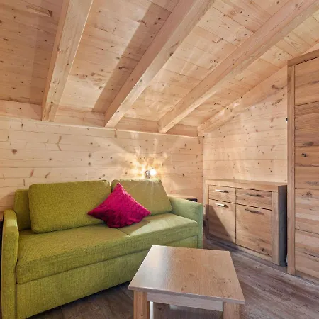 Vintage Chalet With Sauna And Jacuzzi In